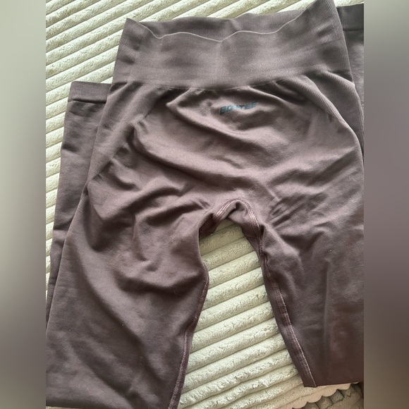 Bo + Tee Superset Leggings - Picture 4 of 4